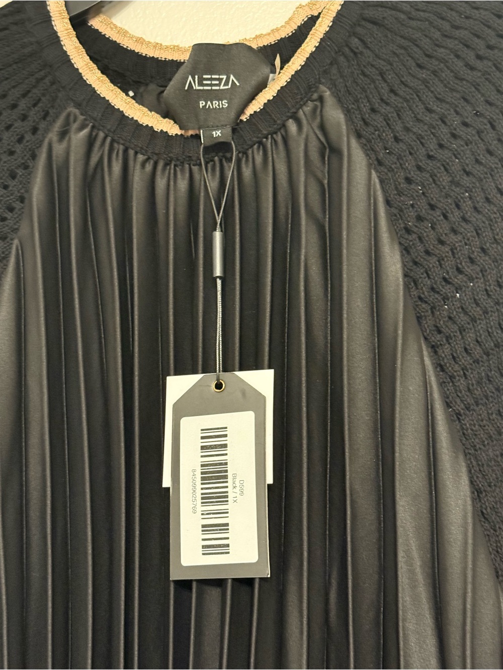 Aleeza Paris Women's Black Maxi Dress with Pleats **Dress could possibly fit 2x*